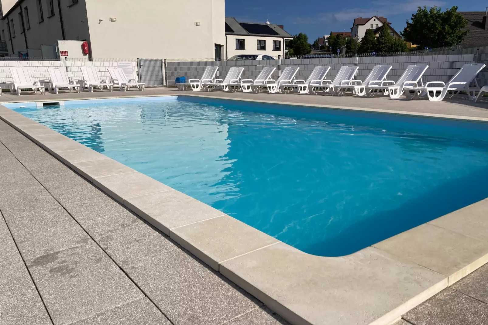 Domy wakacyjne z basenem letnim dla max 6 osób Jarosławiec - Zwembad