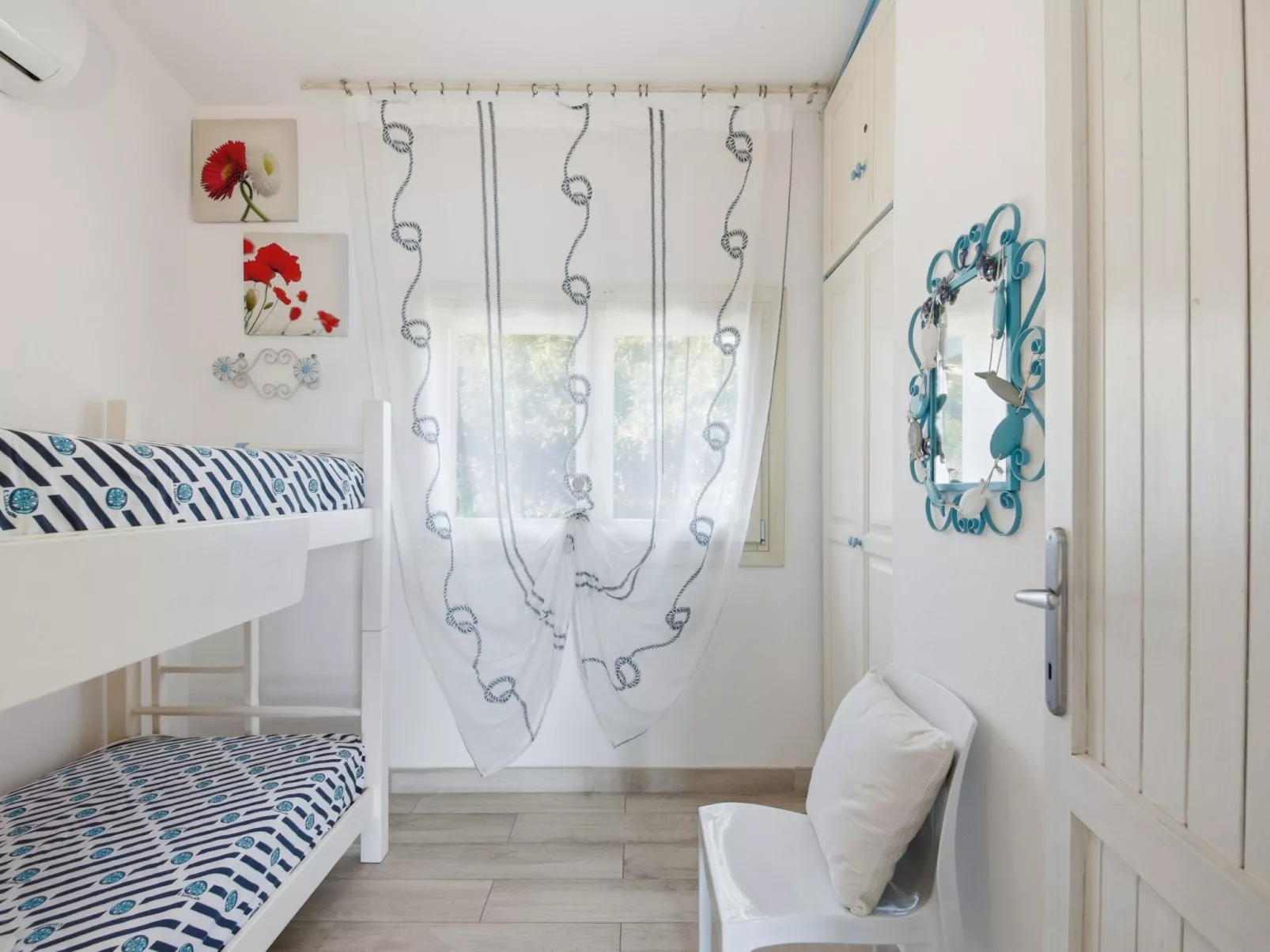 Anita Bados - Binnen