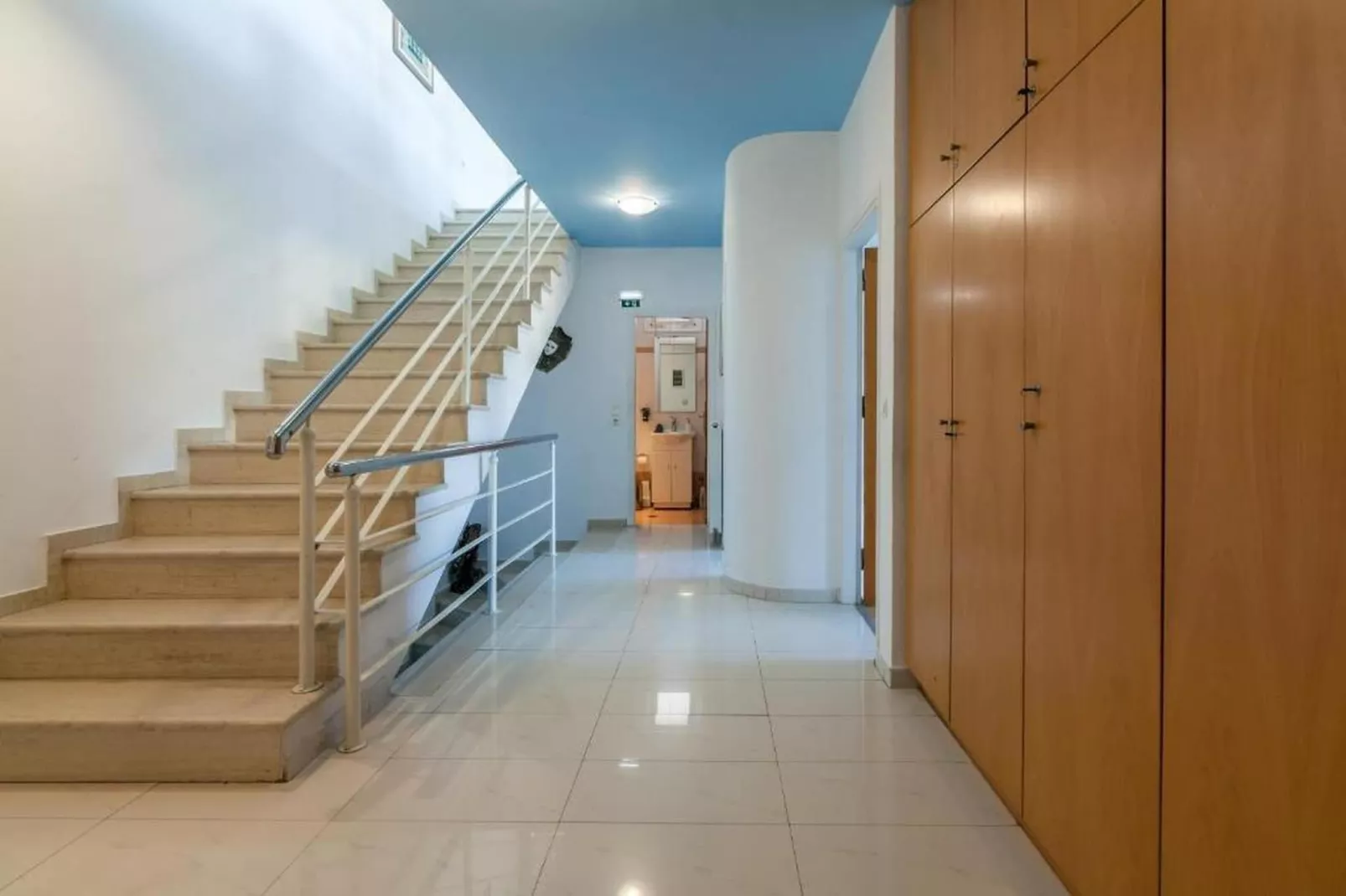 WhiteBlue Spa Villa - Overloop