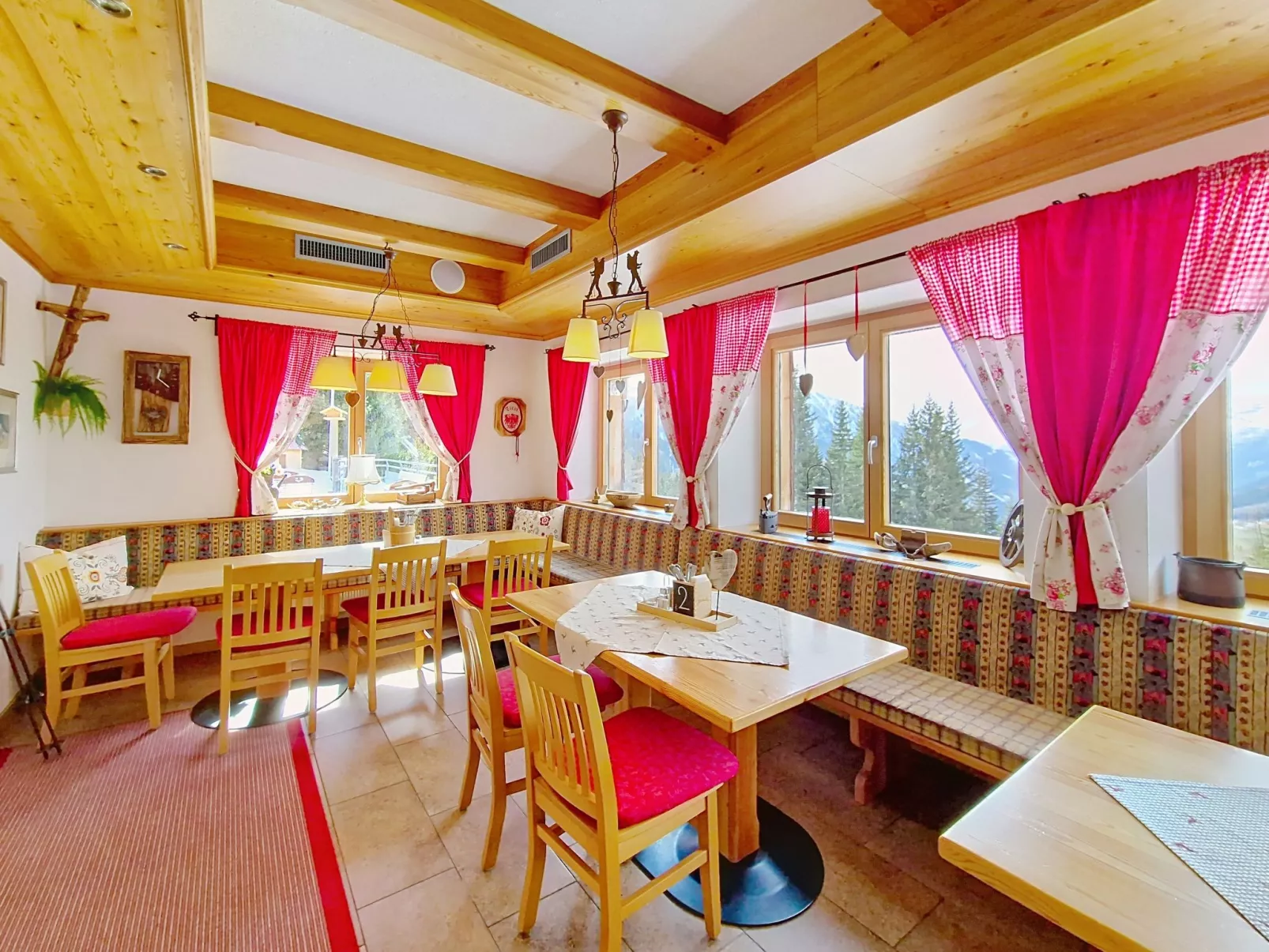 Naviser Hütte - Binnen