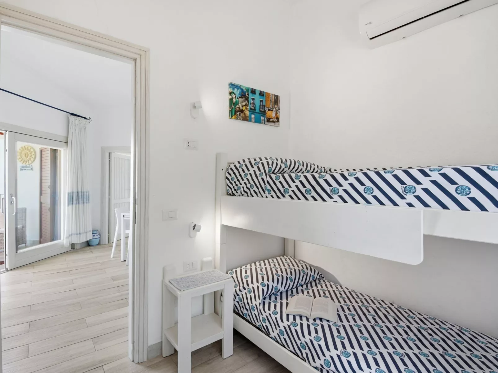 Anita Bados - Binnen