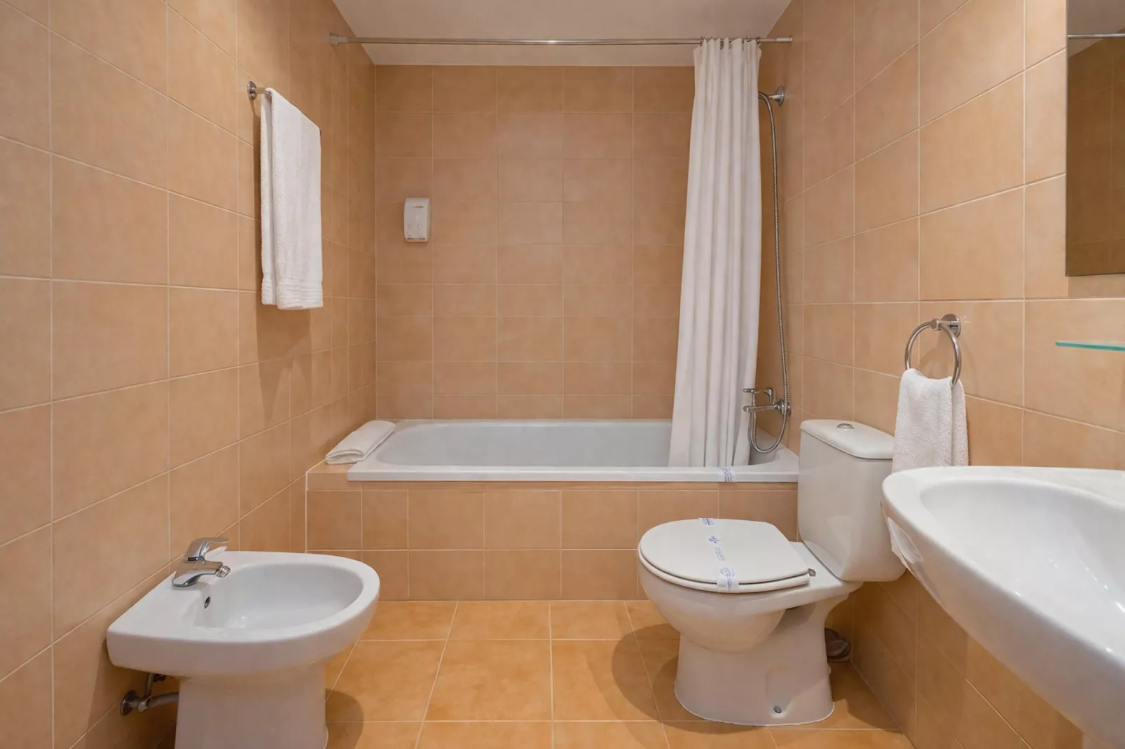 Tossa Apartment 4/2/4 - Badkamer