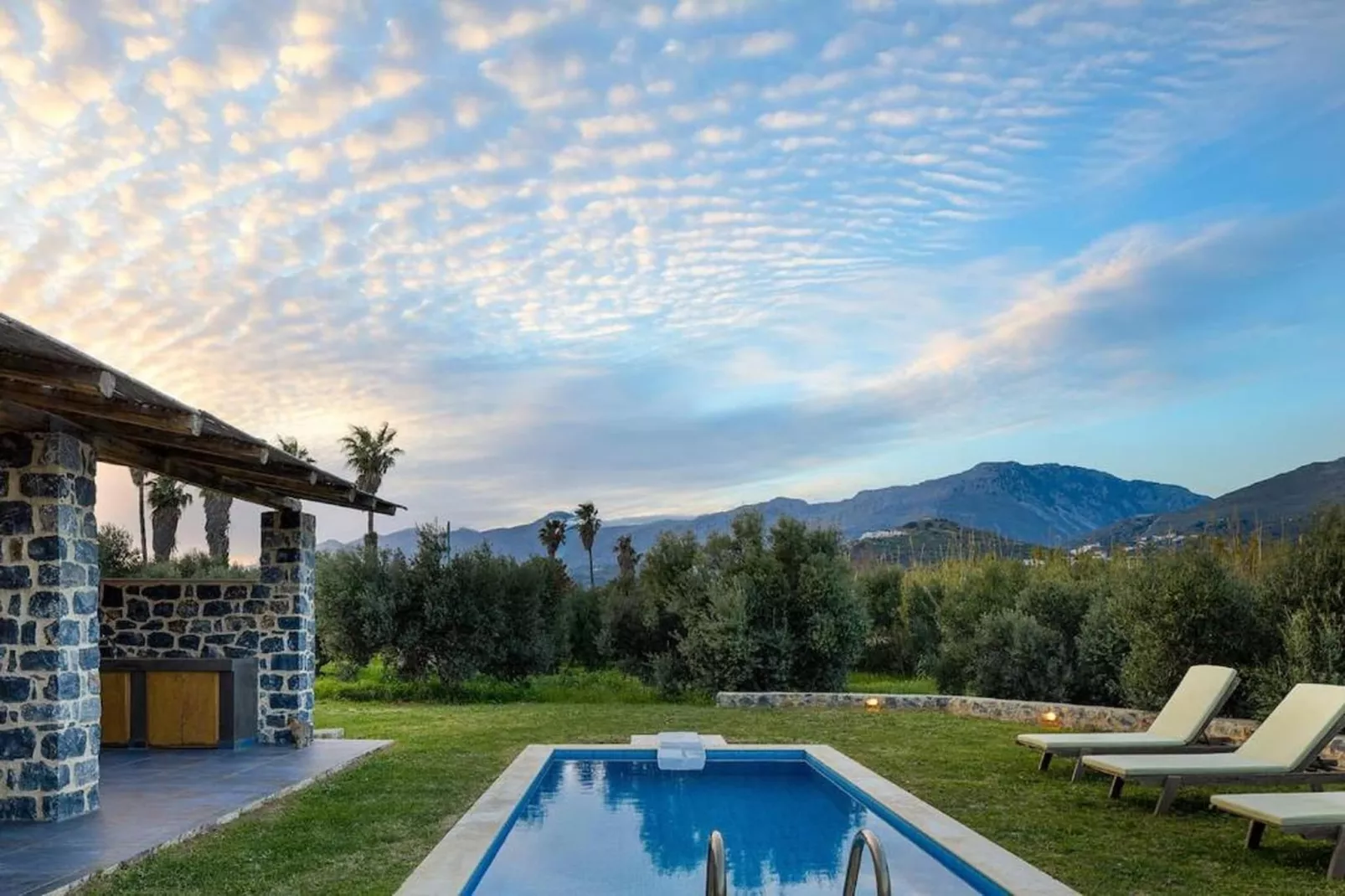 Kozilis Villas - Zwembad