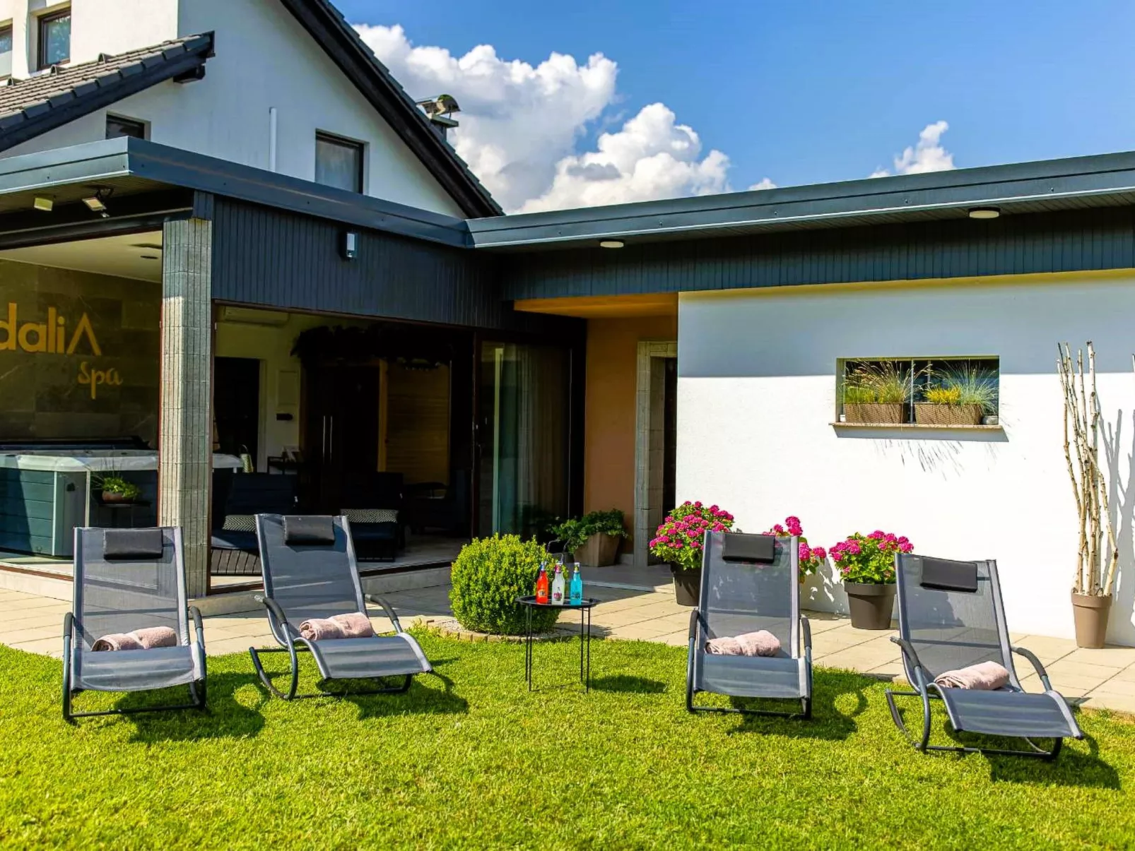 House AdaliA - Buiten