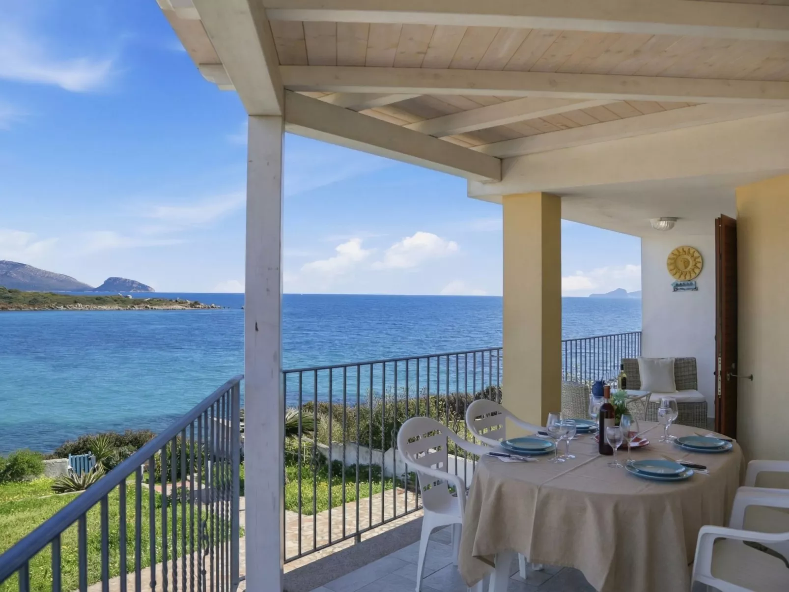 Anita Bados - Buiten