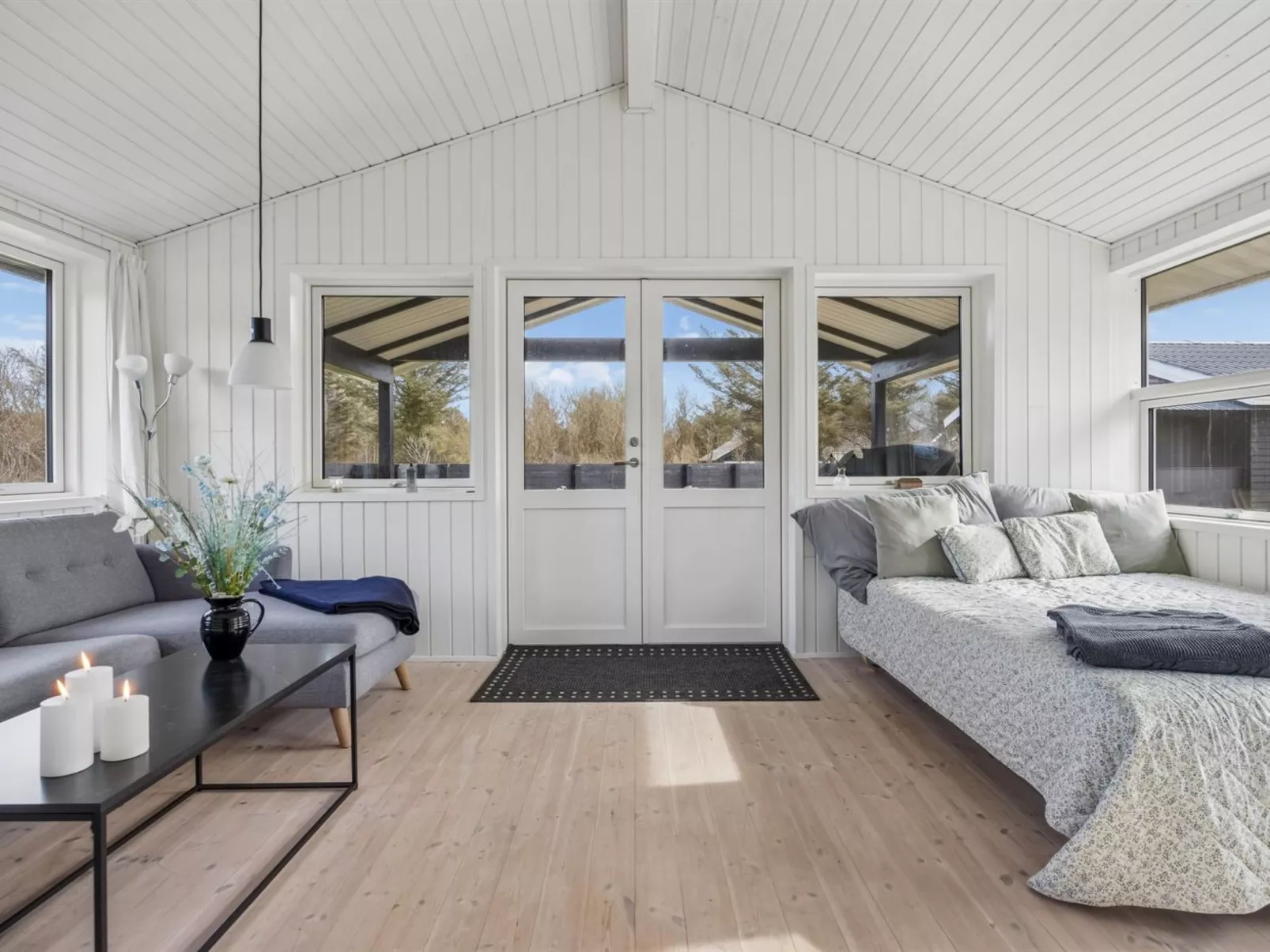 "Thorsten" - 500m from the sea - Binnen