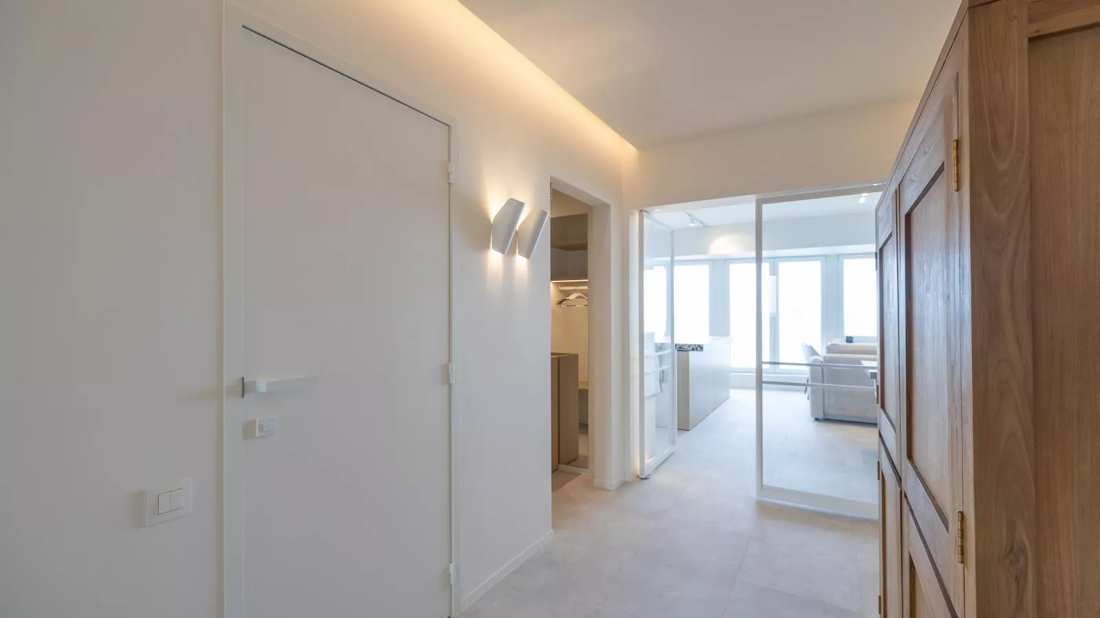 Bel Air - 0201  box 15 - Binnen