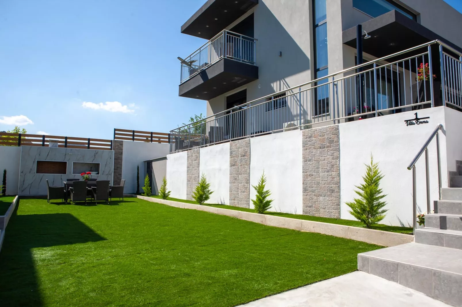 Villas Emma Peris 2 - Tuinen zomer