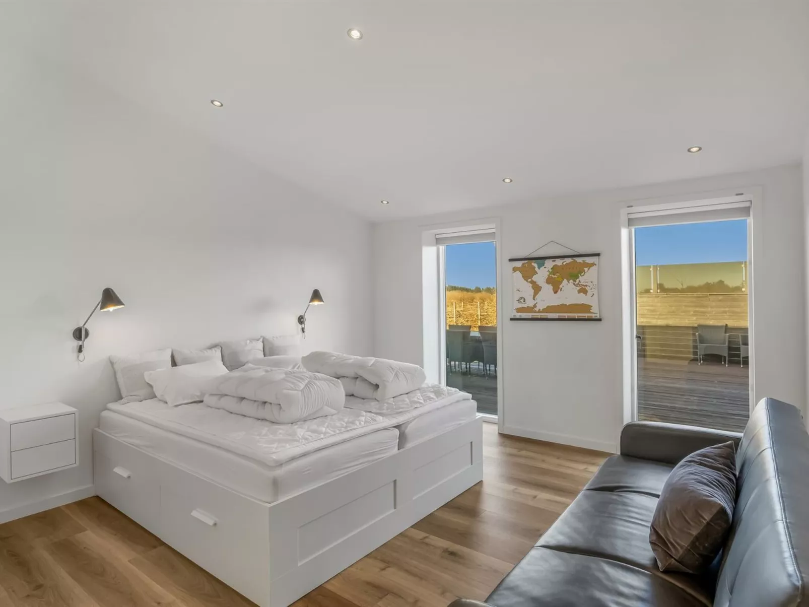 "Emelita" - 1.4km from the sea - Binnen