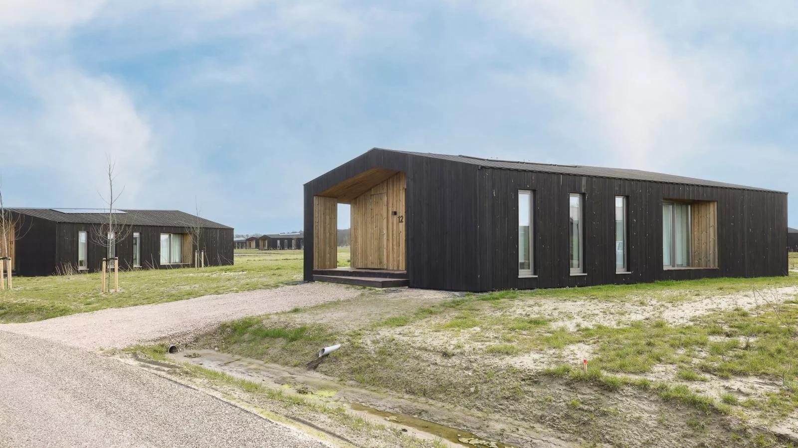 Natuurhuis Oeverlicht - Buitenkant zomer