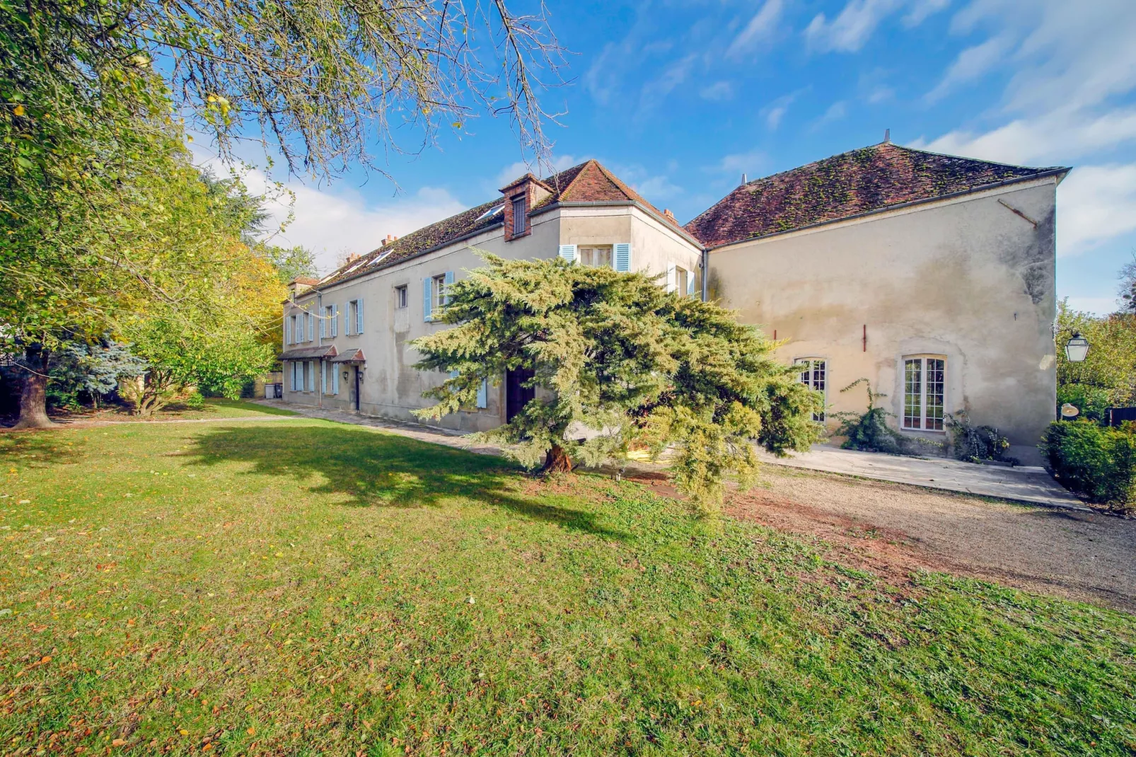 Maison Nelson - Buitenkant zomer