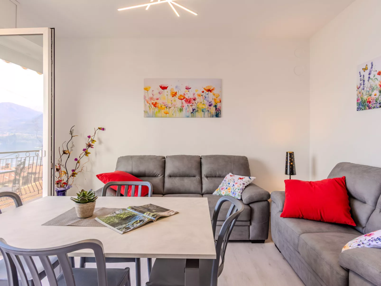 La Finestra su Bellagio - Binnen