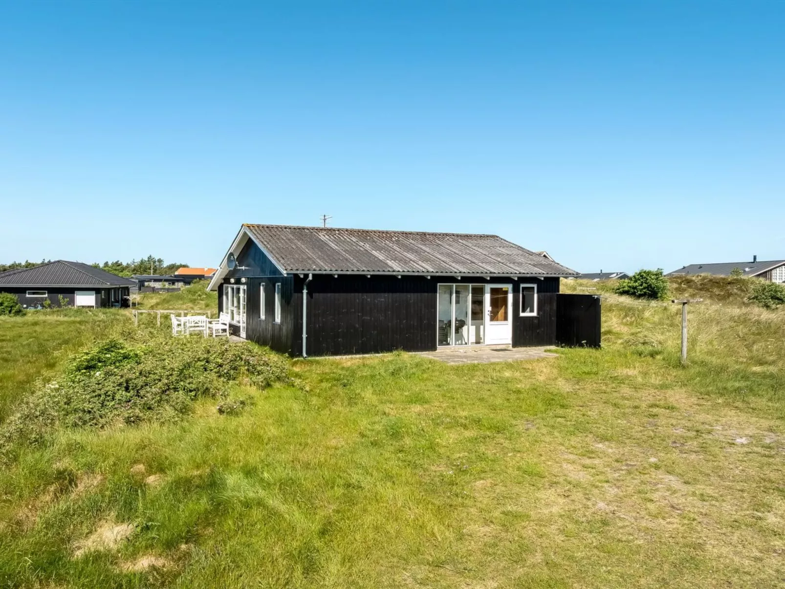 "Gunborg" - 800m from the sea - Buiten