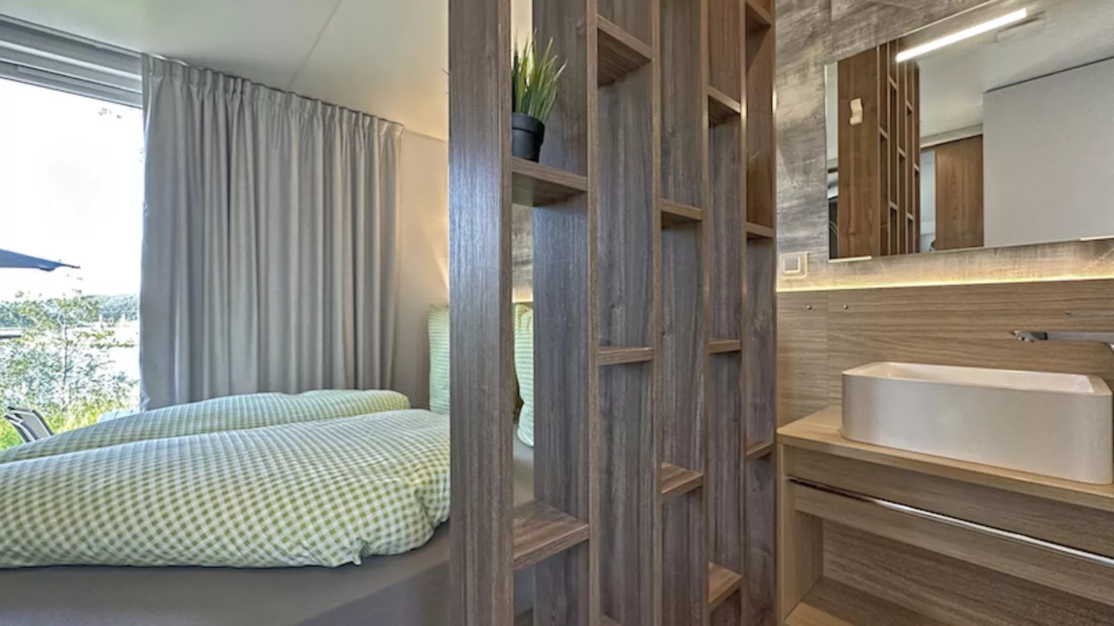 Feriendorf Seeblick - Tiny Chalet Nr 5 - Slaapkamer