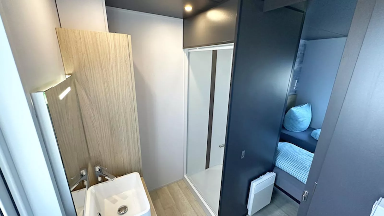 Feriendorf Seeblick - Tiny Chalet Nr 5 - Badkamer