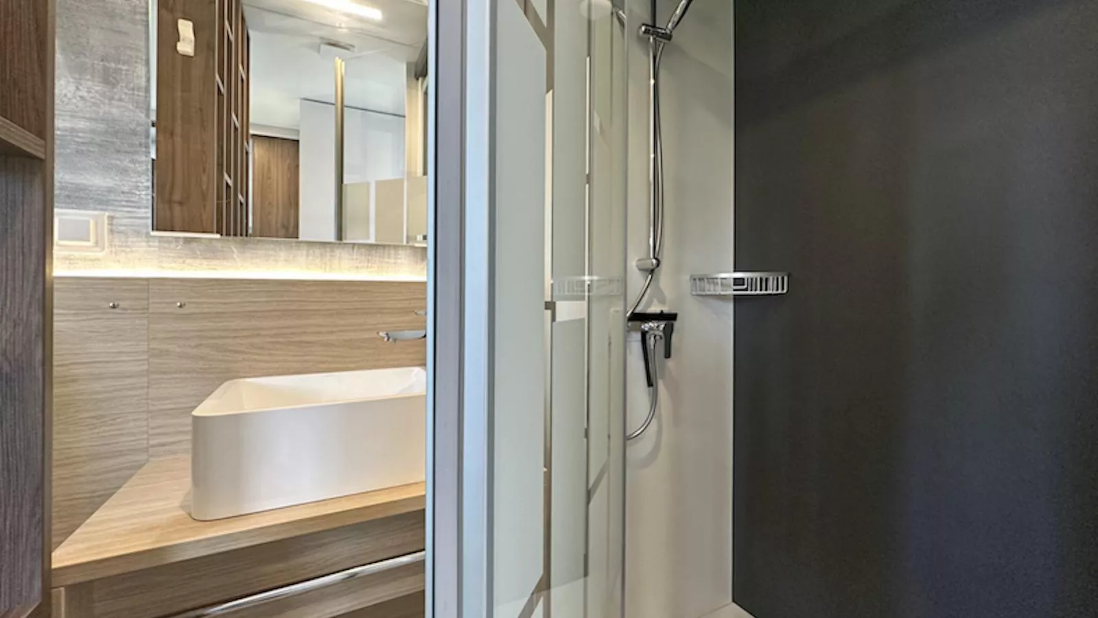 Feriendorf Seeblick - Tiny Chalet Nr 5 - Badkamer