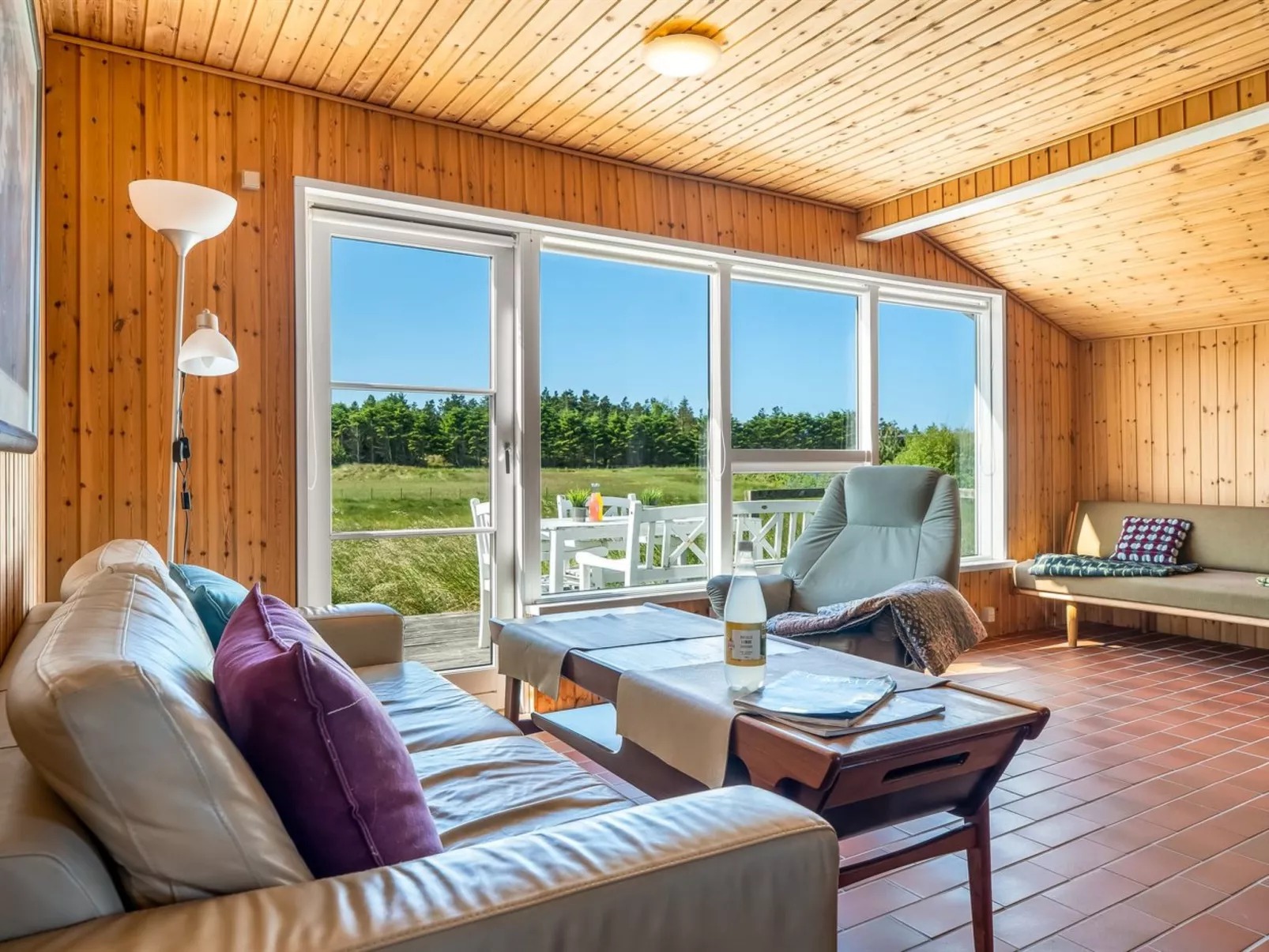 "Gunborg" - 800m from the sea - Binnen