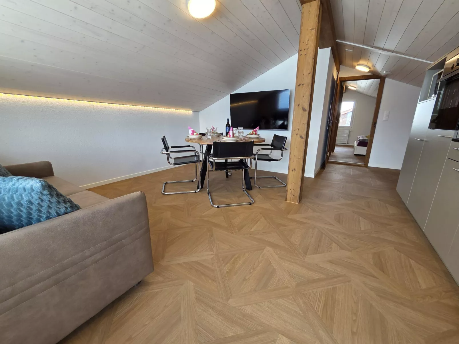 Lilo/2-Zimmer - Binnen