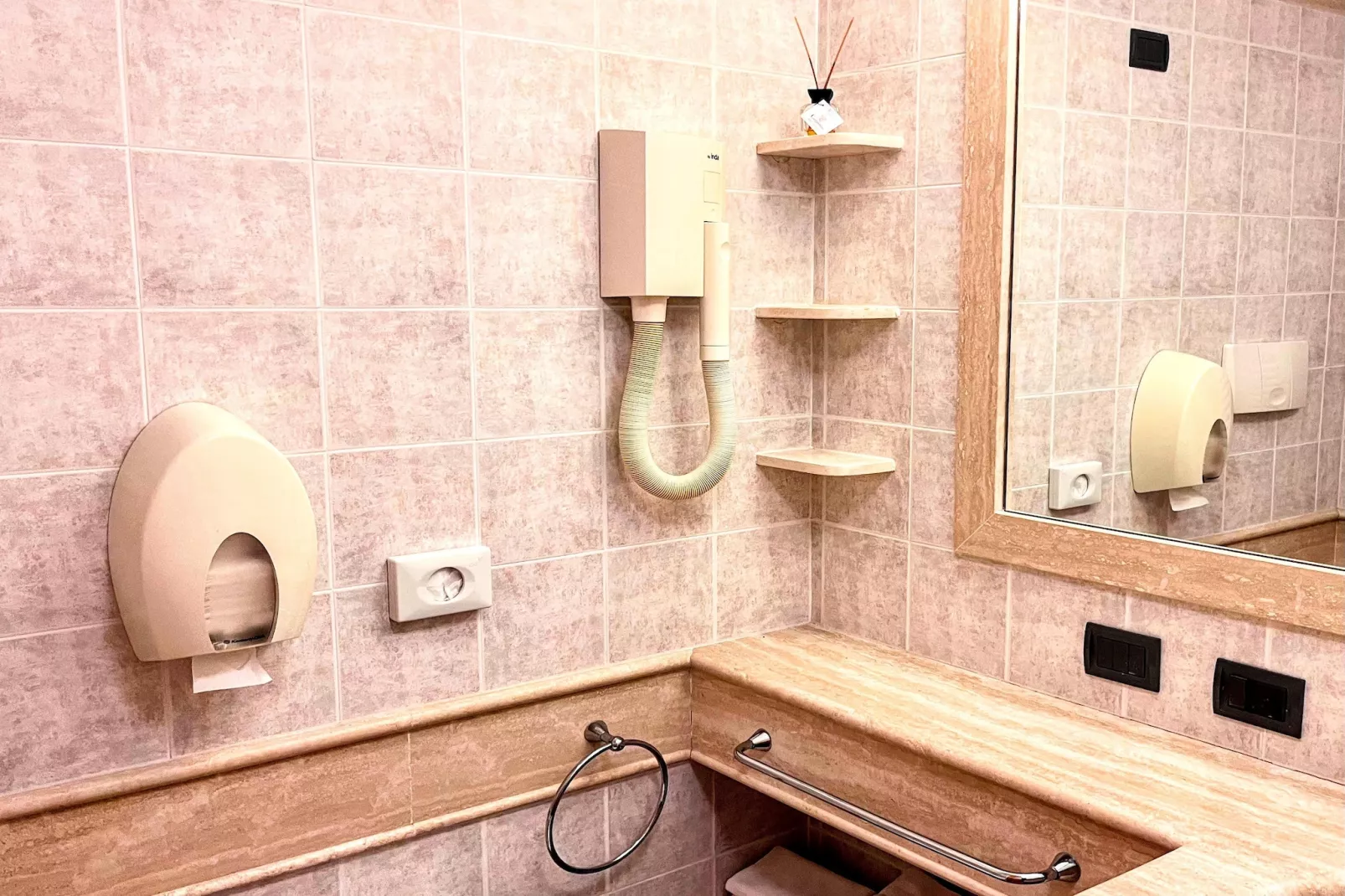 Quadrilocale vista giardino 217 - 4 pax - Badkamer