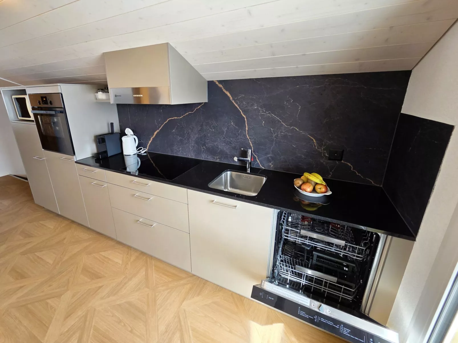 Lilo/2-Zimmer - Binnen