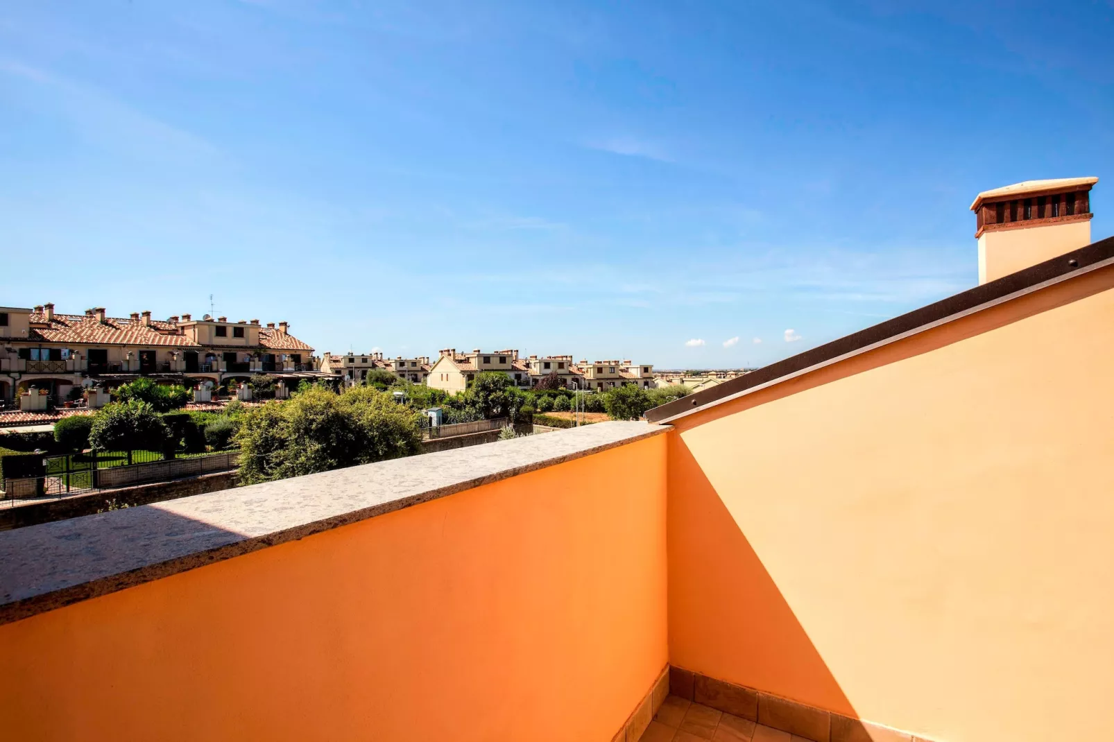 Quadrilocale vista giardino 217 - 5 pax - Terrasbalkon