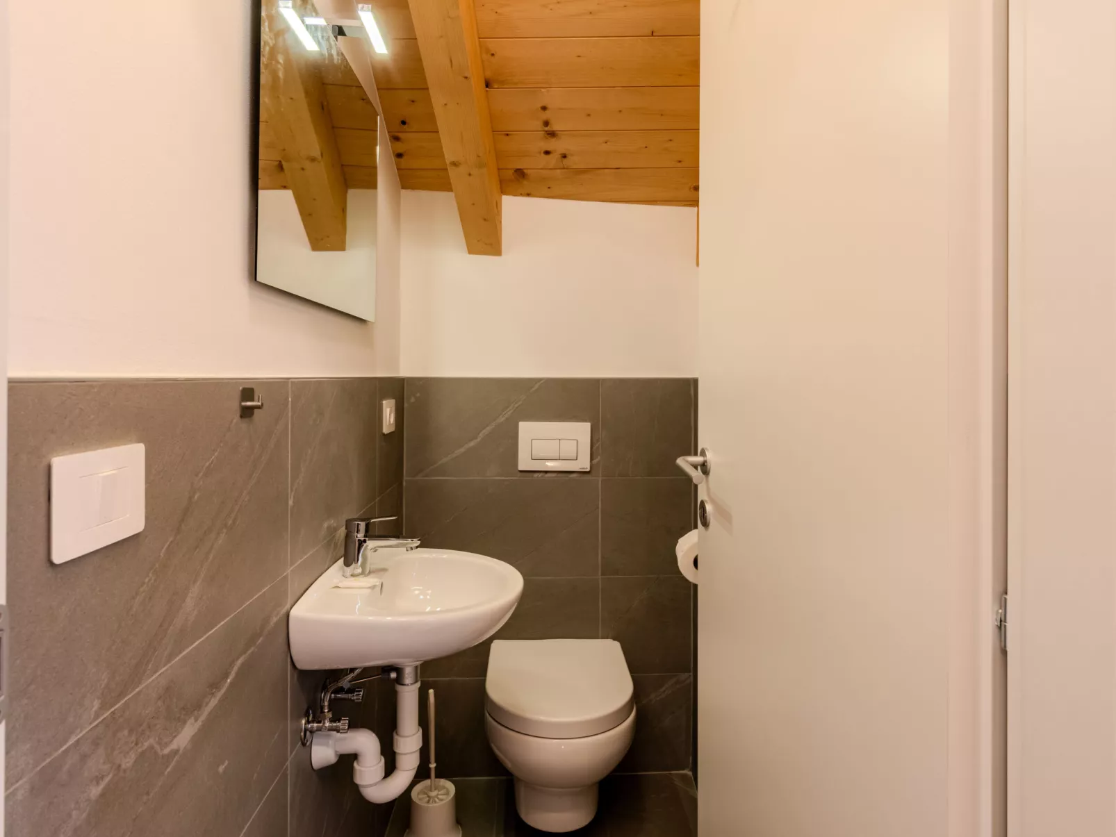 Alture e Riflessi - Binnen