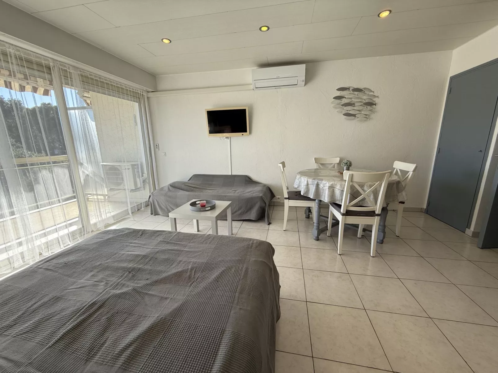 De la Plage - Binnen