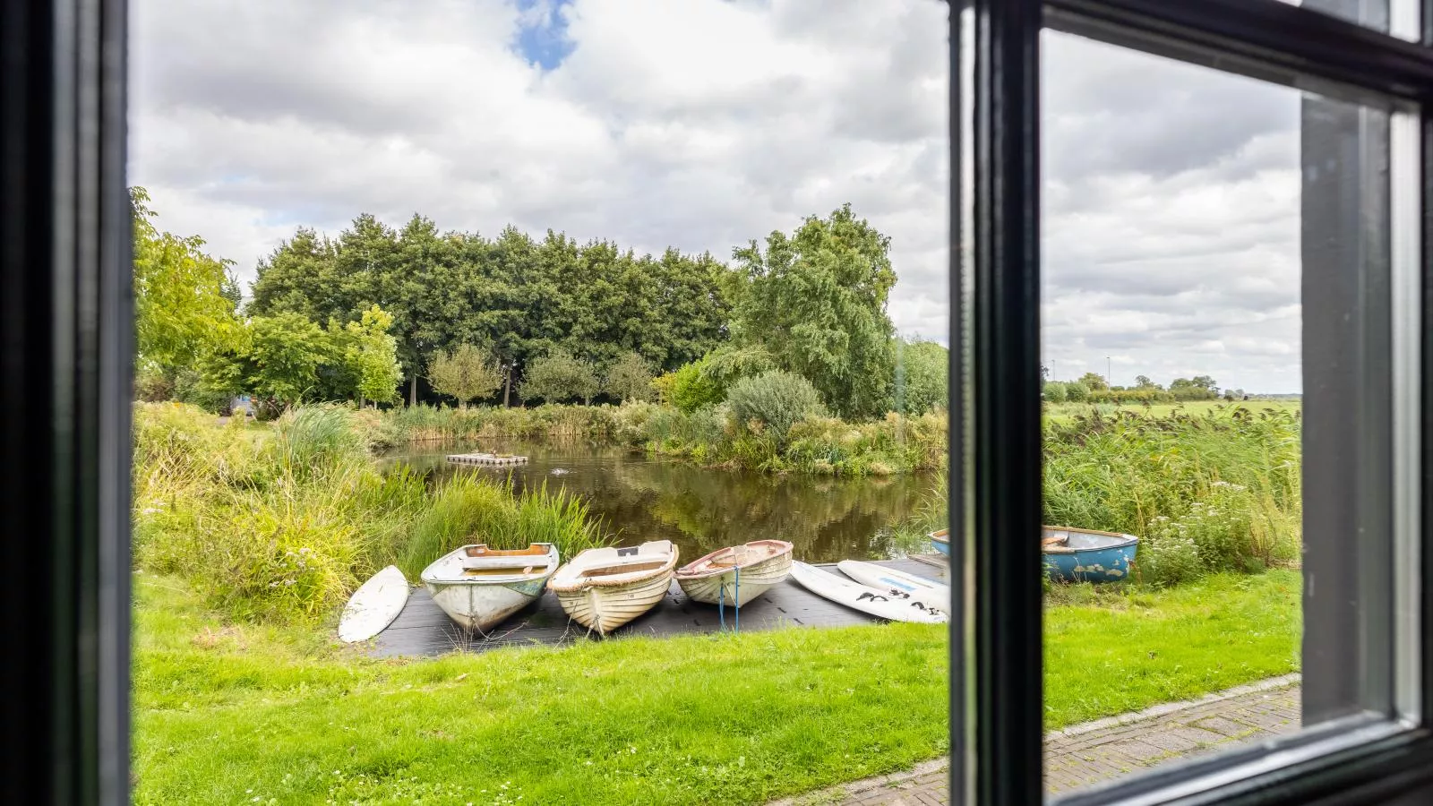 De Schuur - Buitenkant zomer
