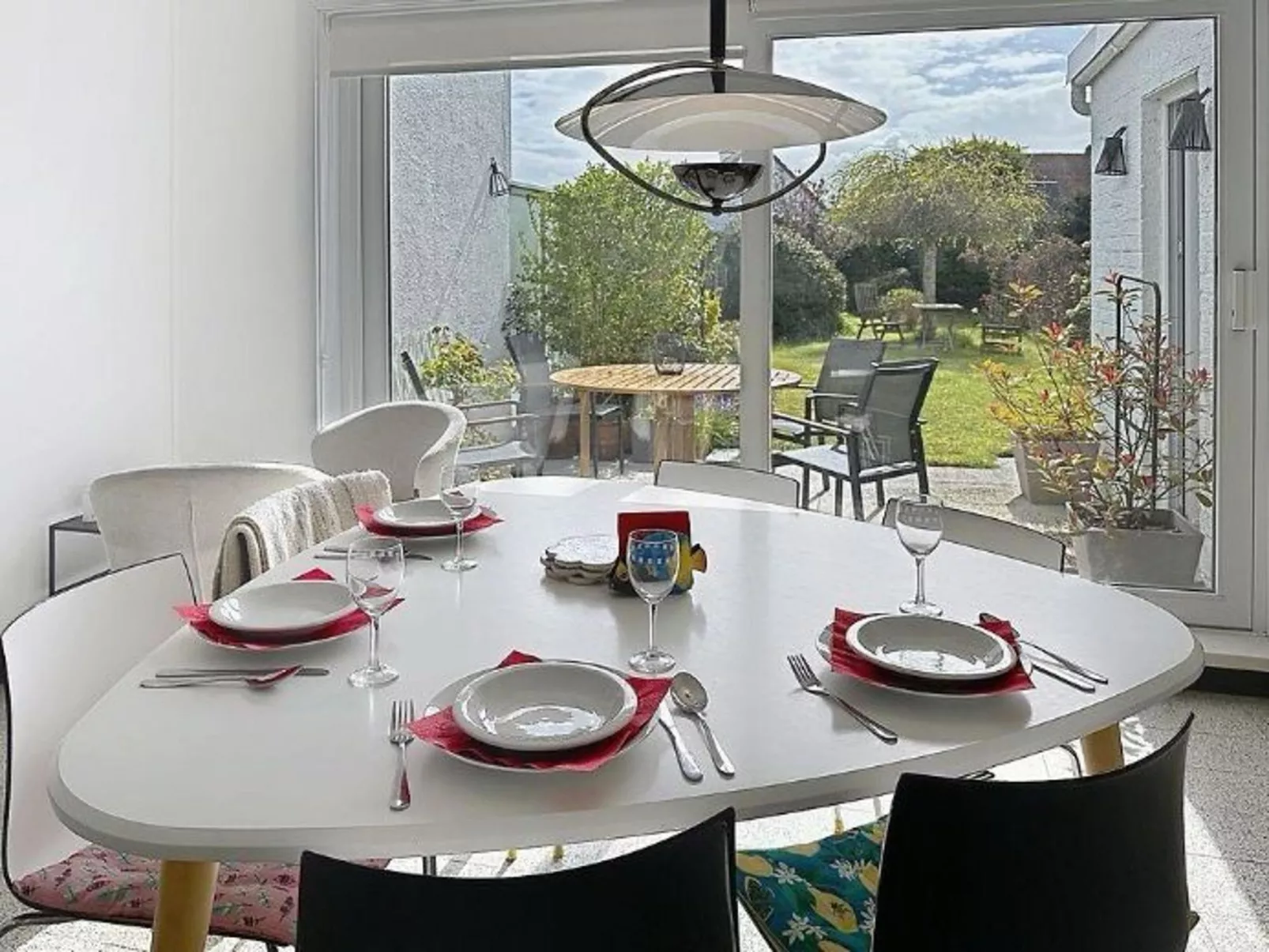 Sea-kret with garden - Binnen