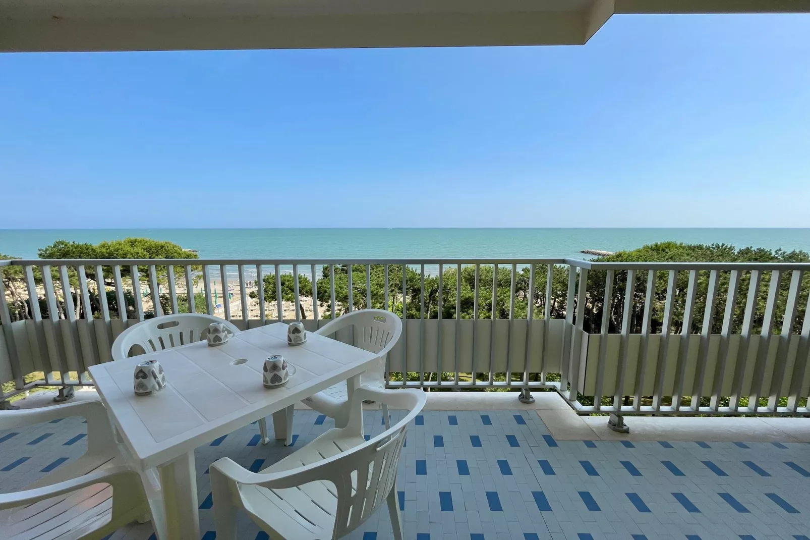 Miramare 10/18 - Terrasbalkon