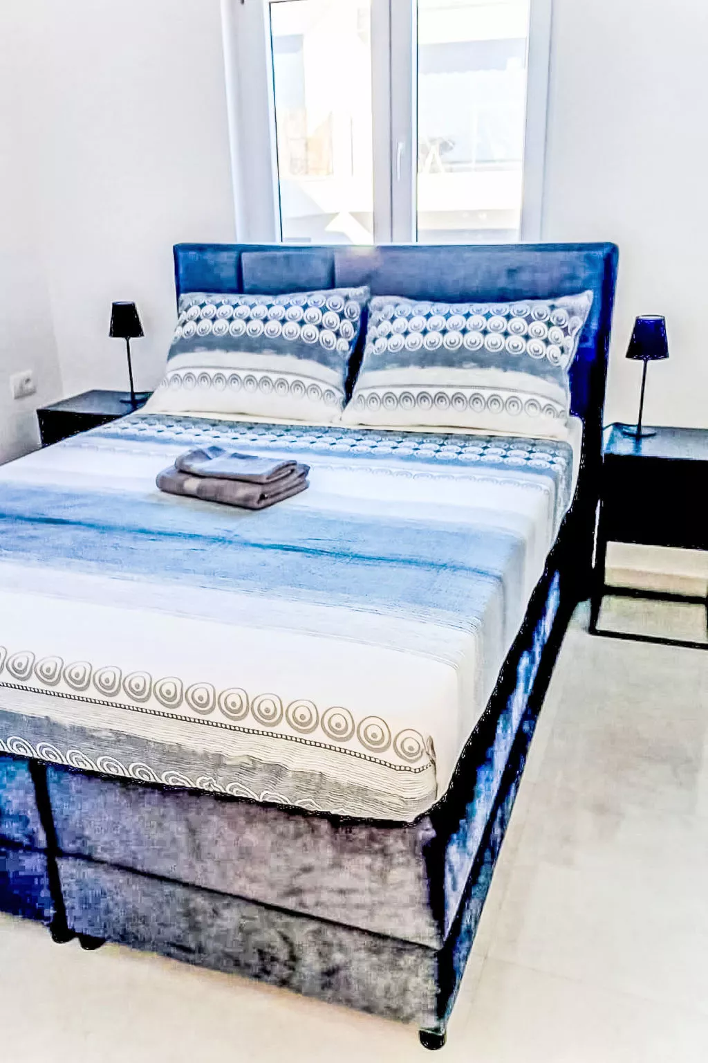 Sunny Terrace - Binnen