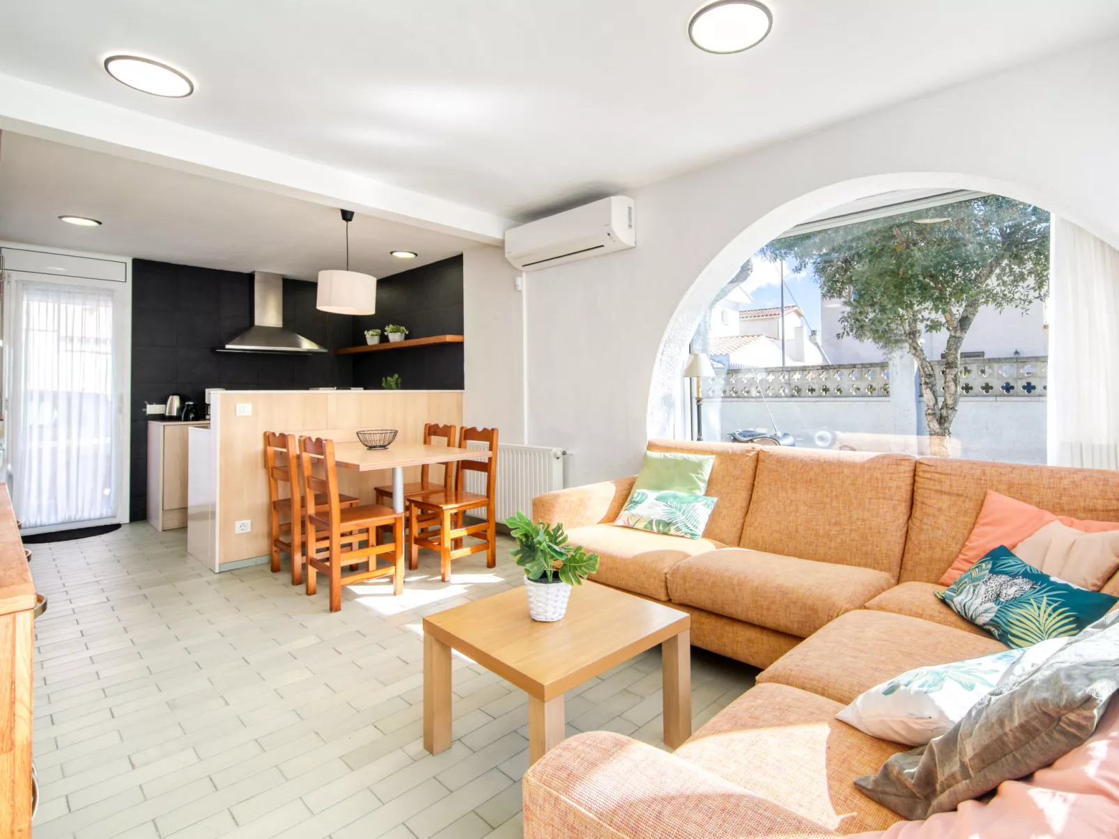 Las Palmeras - Binnen