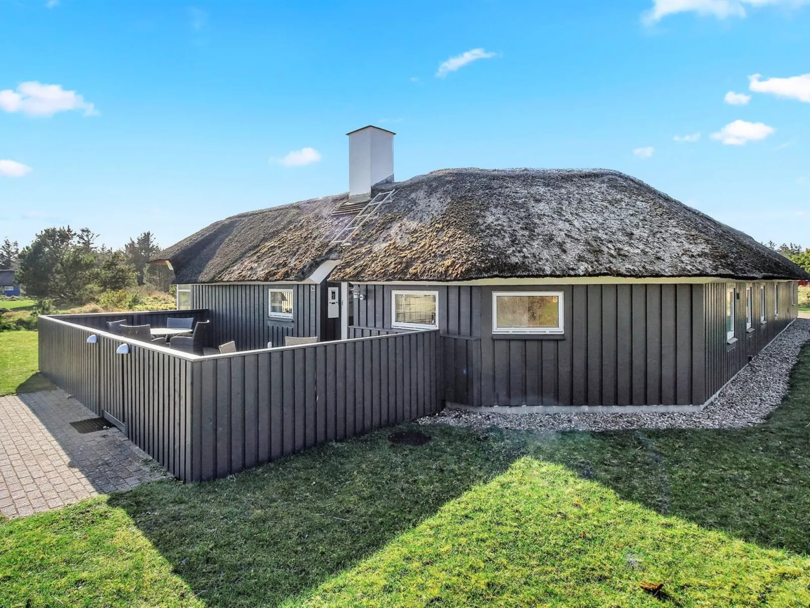 "Ansine" - 1.2km from the sea - Buiten