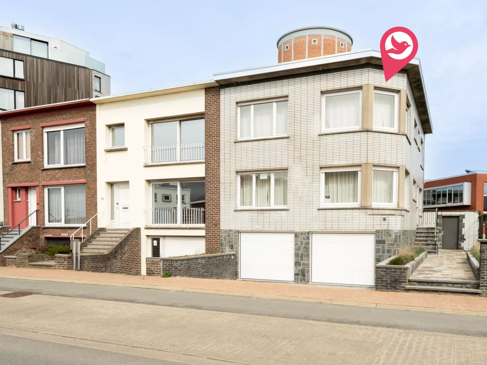 Wanderlust Belgium with parking - Buiten