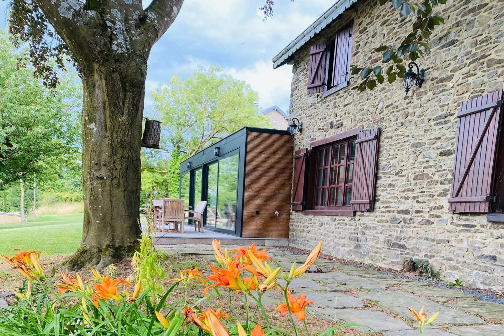 Le souffle des sapins - Buitenkant zomer