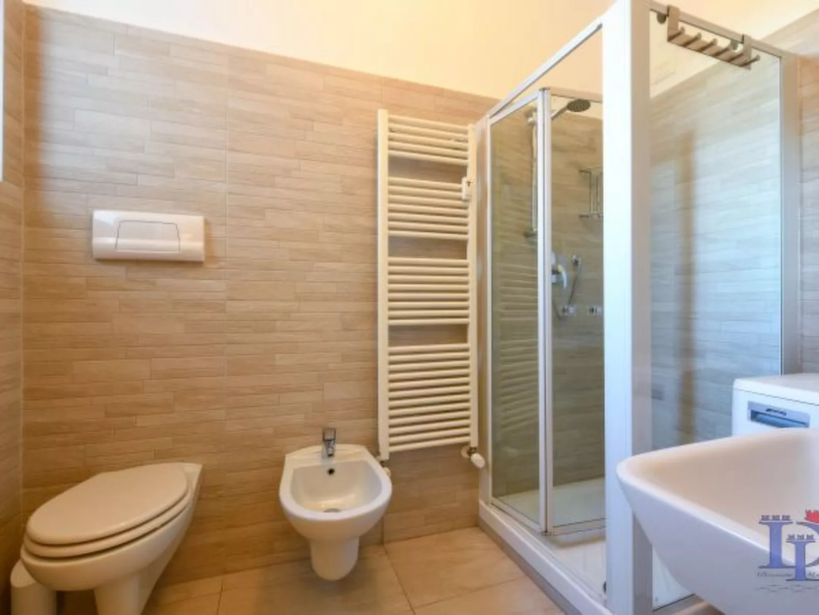 Desenzanoloft Smile on the Lake - Image-tags.info