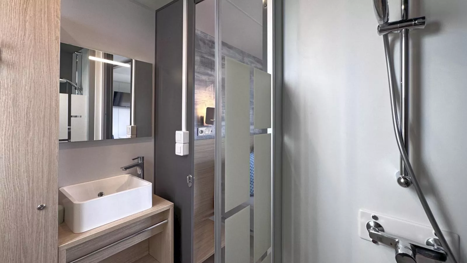 Feriendorf Seeblick - Tiny Nr 11 - Badkamer