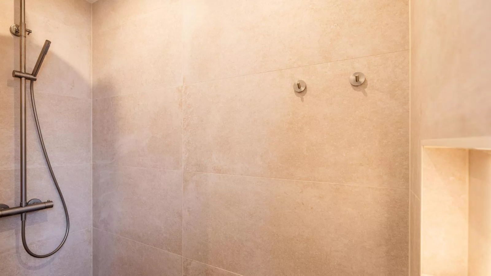 De Schuur - Badkamer