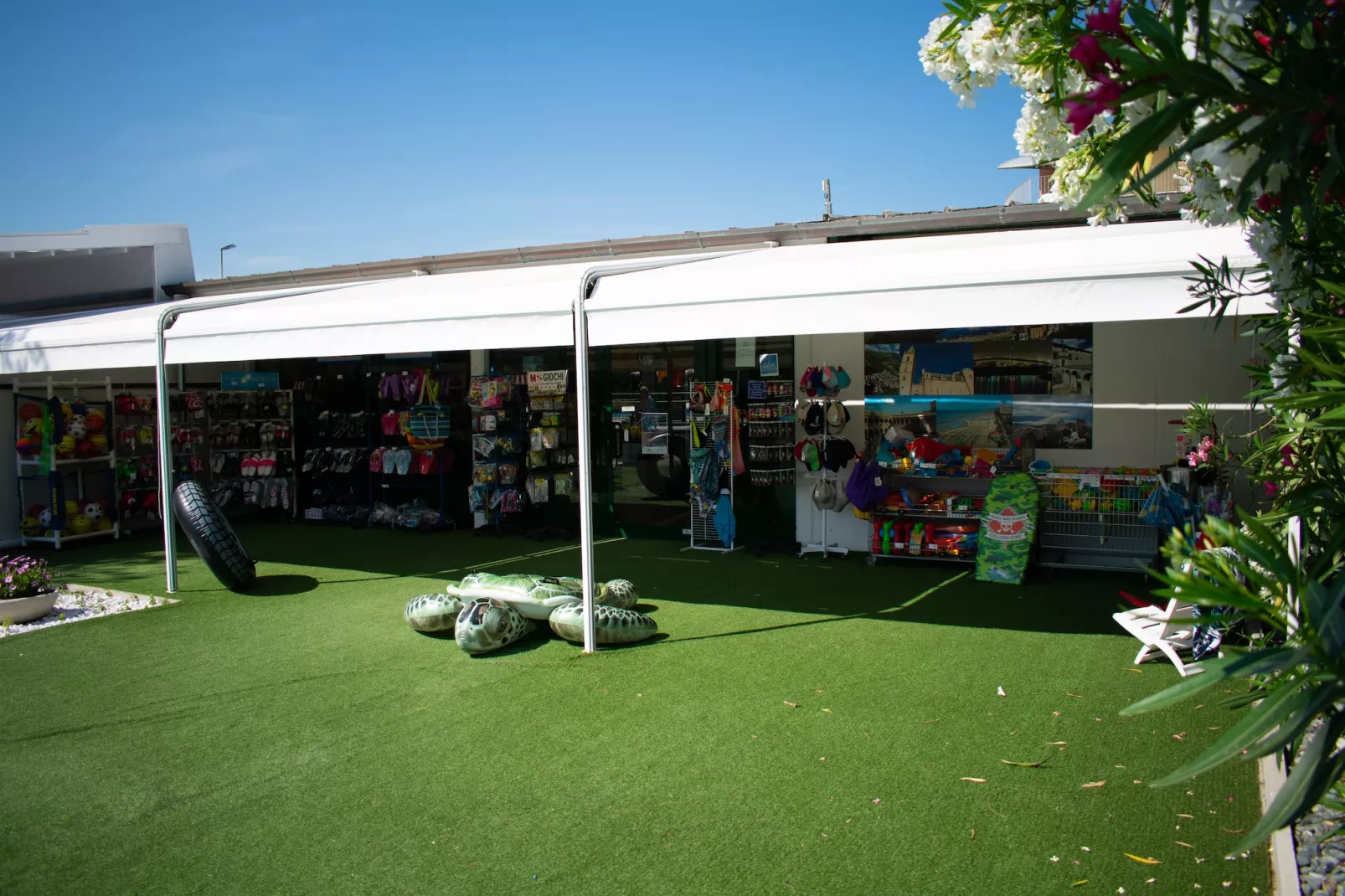 Stork Family Collection - LODGE SUPERIOR DOG max cap 4 pax - Parkfaciliteiten