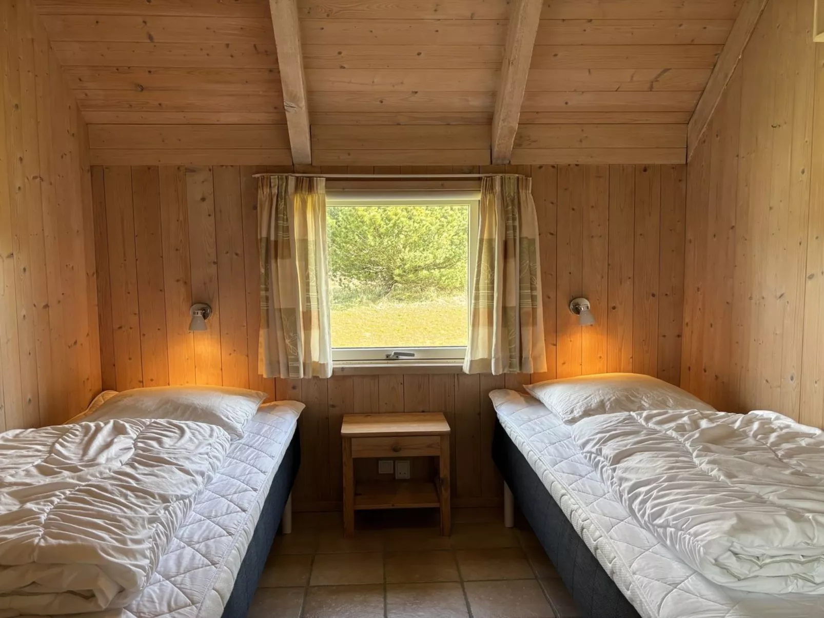 "Ansine" - 1.2km from the sea - Binnen