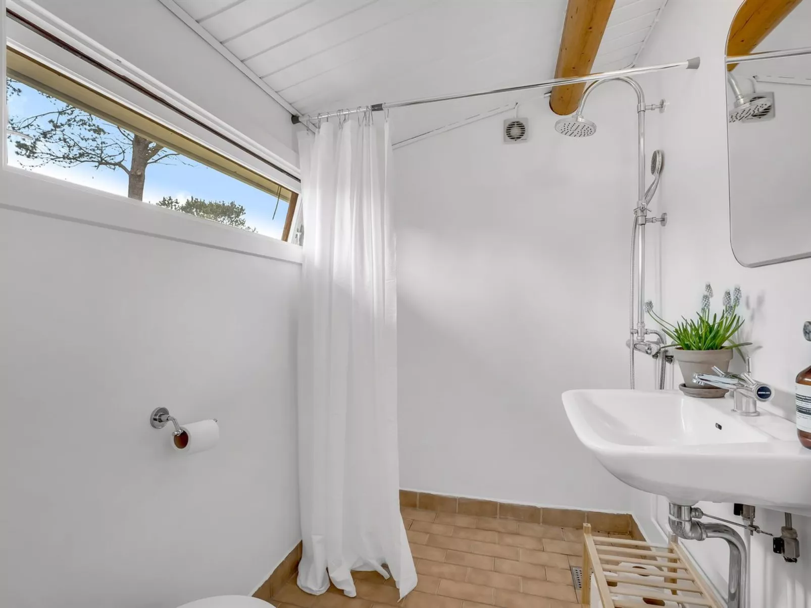 "Bengta" - 500m from the sea - Binnen