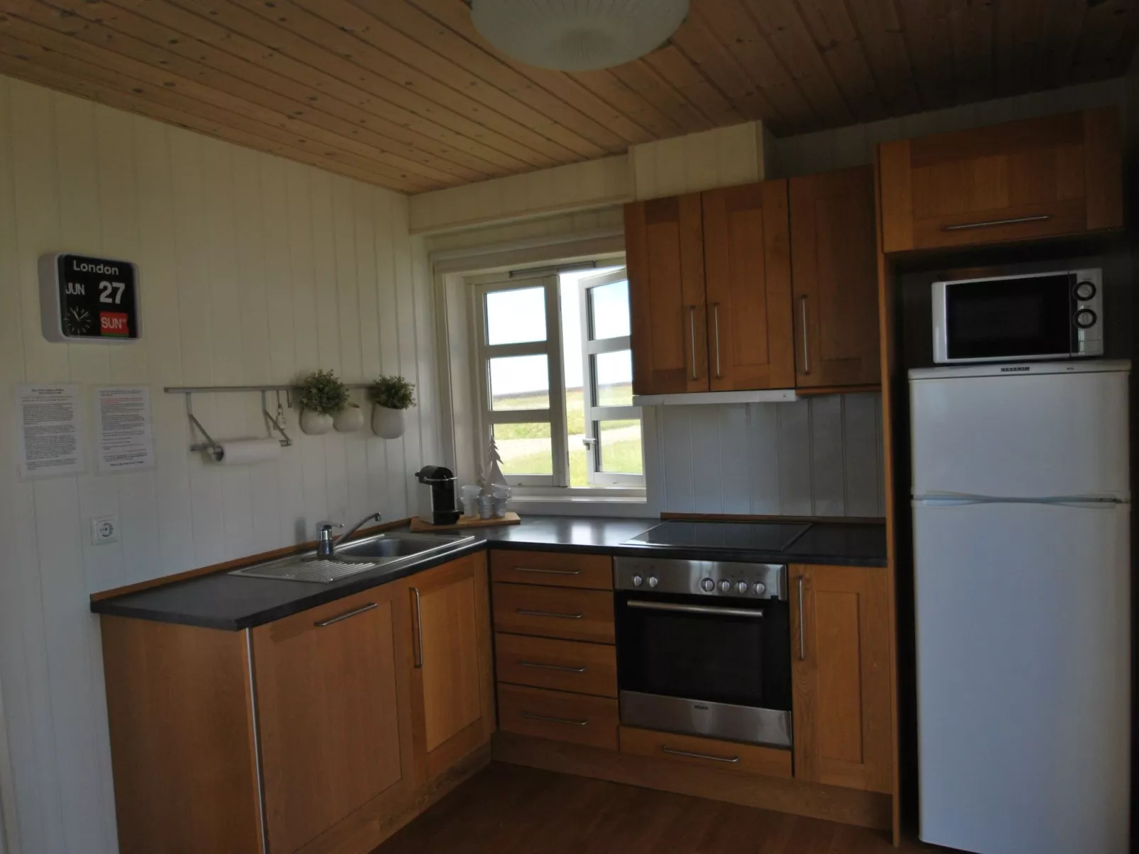 NO 1 in Island West. Best View Cottage. - Binnen