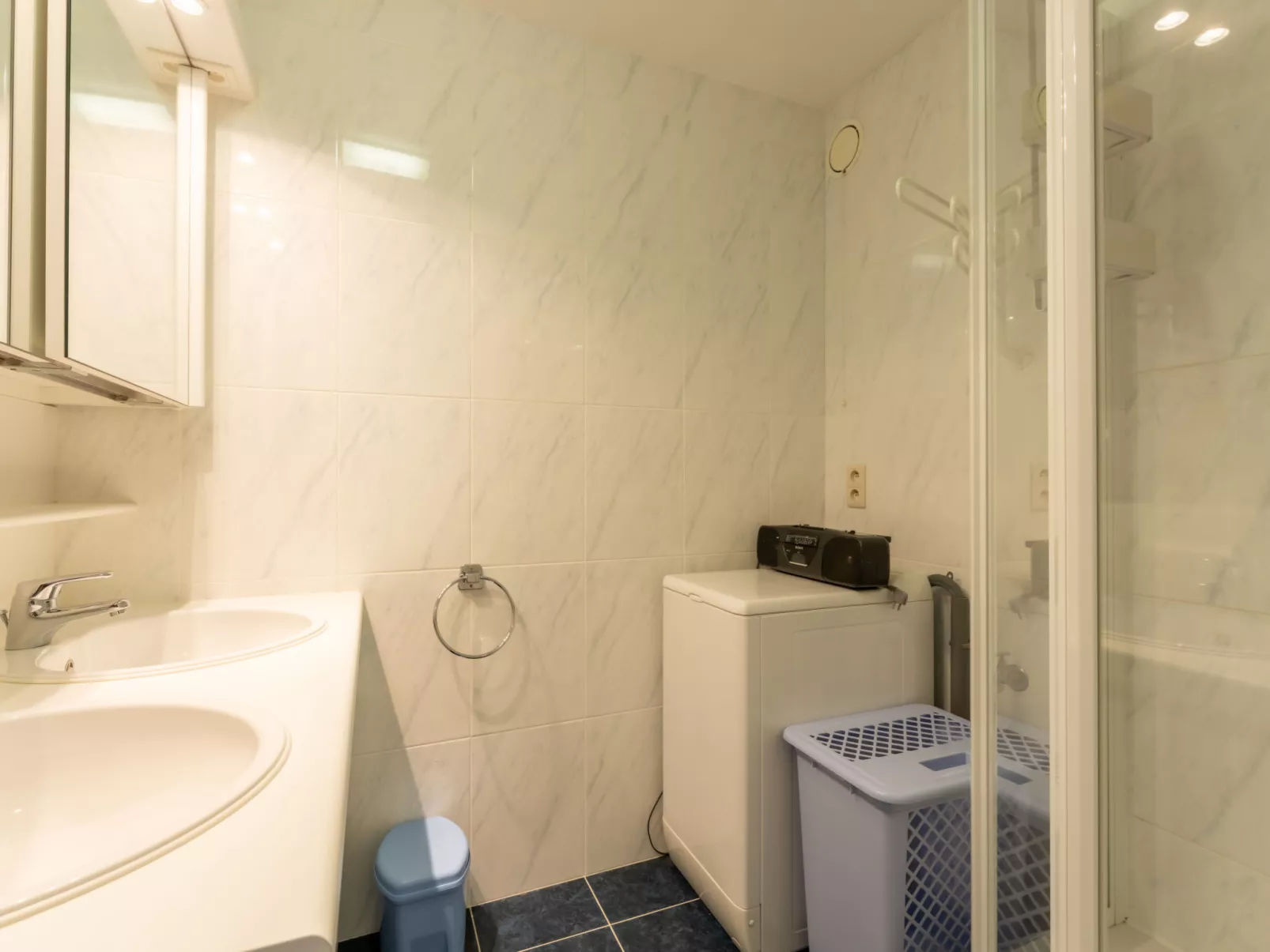 Mitsou with seaview - Binnen