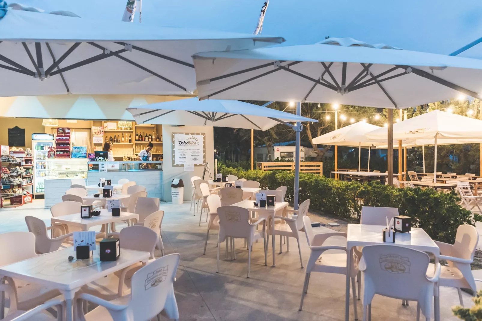 Stork Family Collection - LODGE SUPERIOR DOG max cap 4 pax - Gebieden zomer 1km