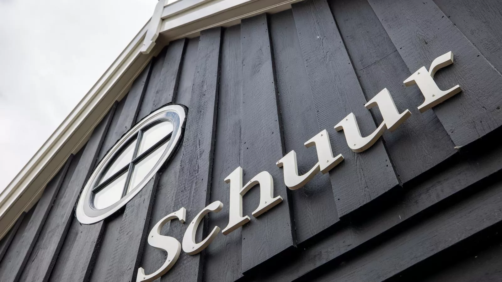 De Schuur - Buitenkant zomer