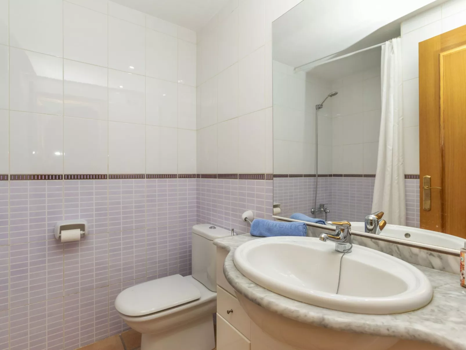 Montero Golf V - Binnen