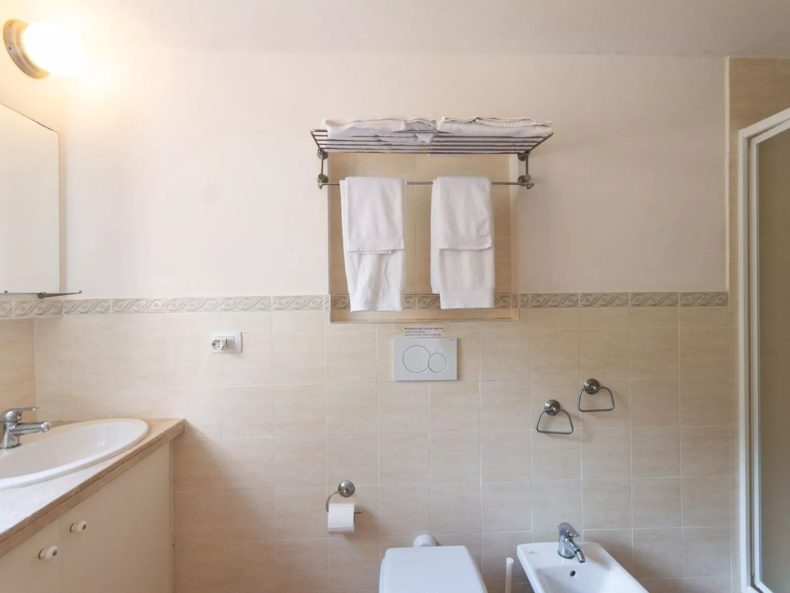 In Saturnia, Toskana - Binnen