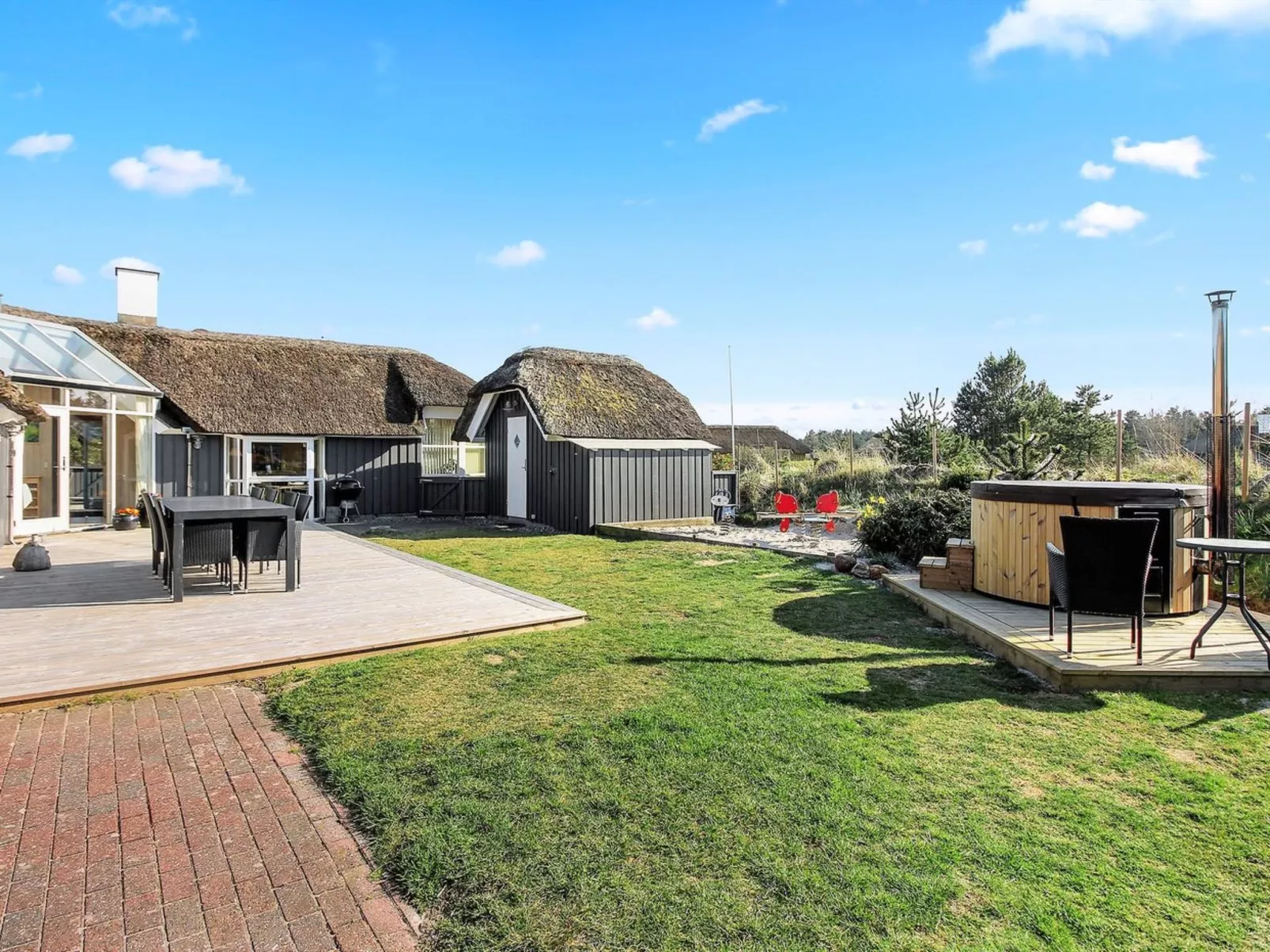 "Ansine" - 1.2km from the sea - Buiten