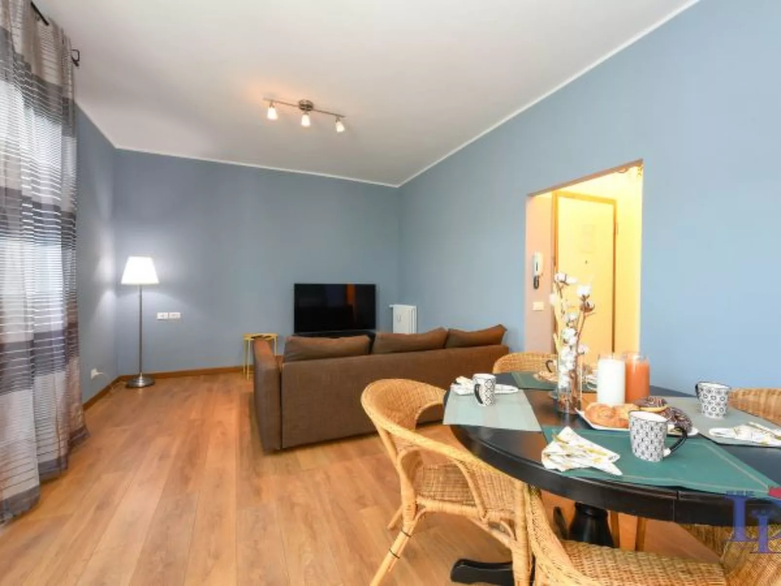 Desenzanoloft Smile on the Lake - Image-tags.info