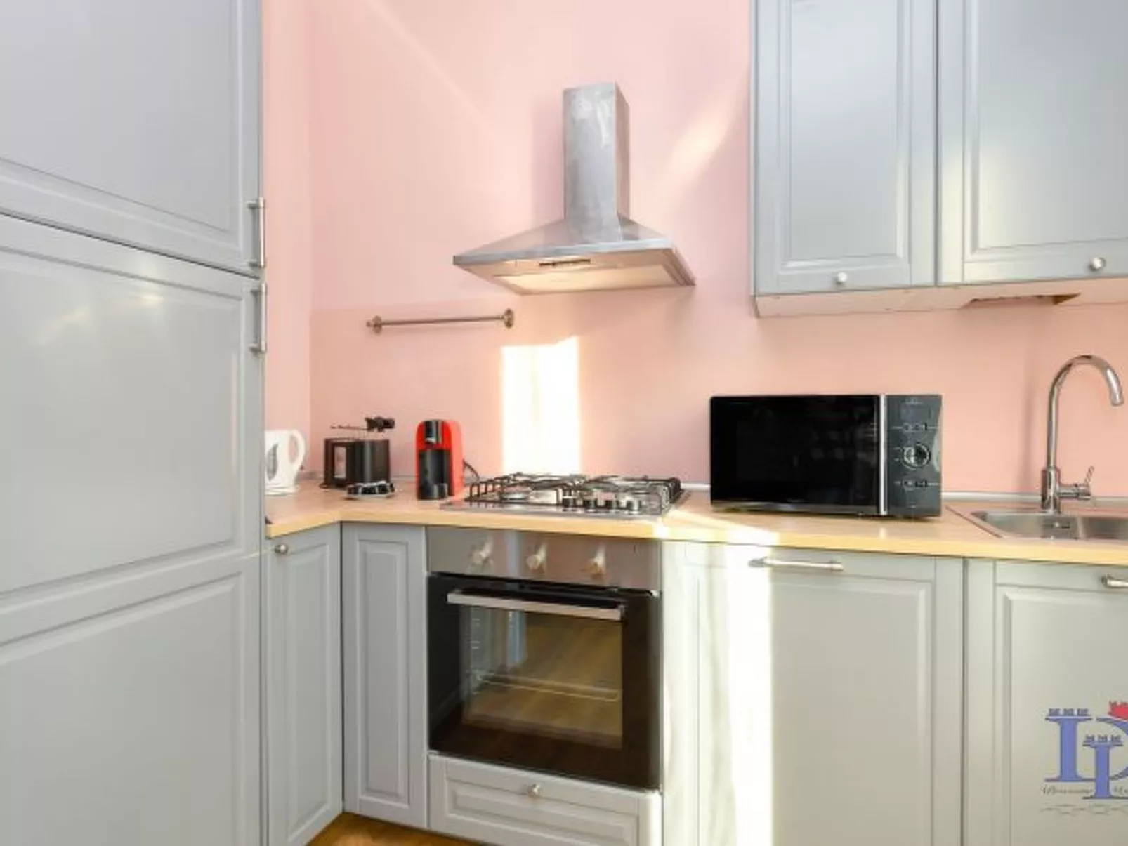 Desenzanoloft Smile on the Lake - Image-tags.info